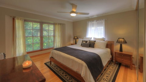The Avenue At Montville Gracious House - Clickz 3