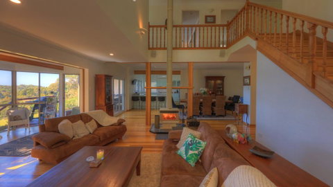The Avenue At Montville Gracious House - Clickz 1