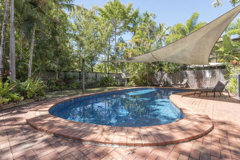 The Barefoot Beach Cottage - Click Find 3