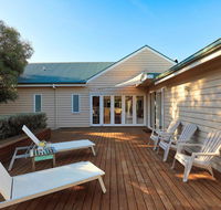 The Beach House - Quintessential Holiday House with open fireplace - Lawyer Find