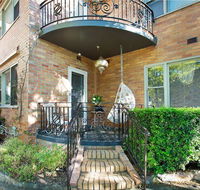 The Beach House Apartment - Click Find