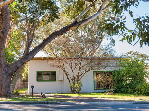 The Beach Shack At Nelson Bay - Bet 4u 0