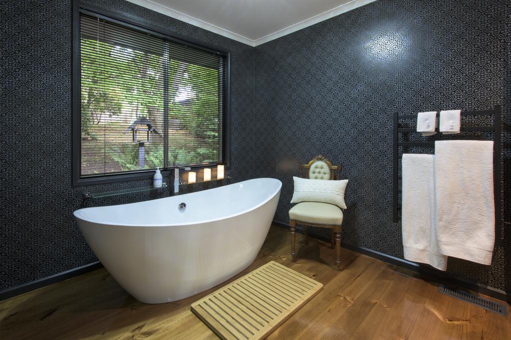 Dandenong Ranges VIC Click Find