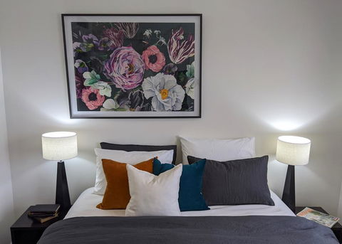The Botanical 403 - Click Find 1