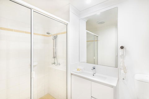 The Brighton Apartments - Click Find 2