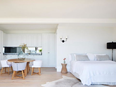 THE CAPE At Wategos - Lodging In Paradise - Click Find 2