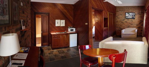 The Carrington Inn - Bungendore - Lavinia 1