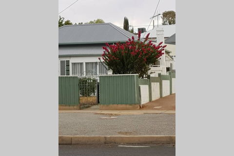 The Comfort Cottage On Williams - Bet 4u 0