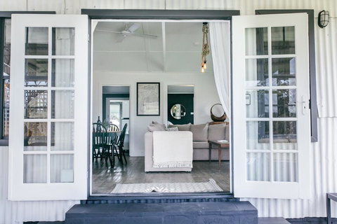 The Cooks House At Corunna Station - Bet 4u 0