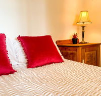 The Coorow Hotel - Click Find