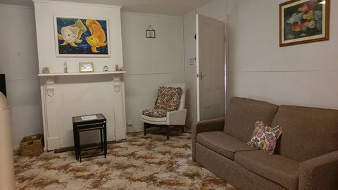 The Crooked Cottage - Bet 4u 3