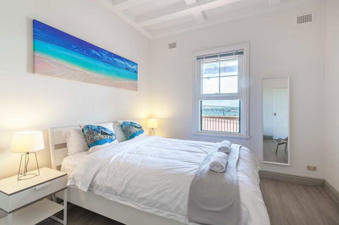 The Darlingbay - CBD Harbour View Escape - Bet 4u 0
