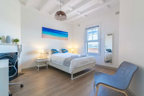 The Darlingbay - CBD Harbour View Escape - Bet 4u 2