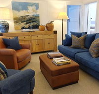 The Dewhurst - Sophisticated Entire CBD Apartment - Click Find