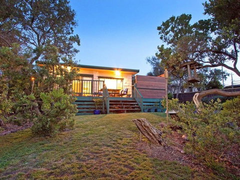 The Divide - Rye Back Beach Hideaway - Click Find 2