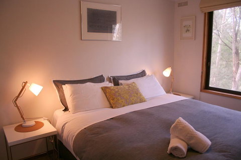 The Escarpment - Bet 4u 0