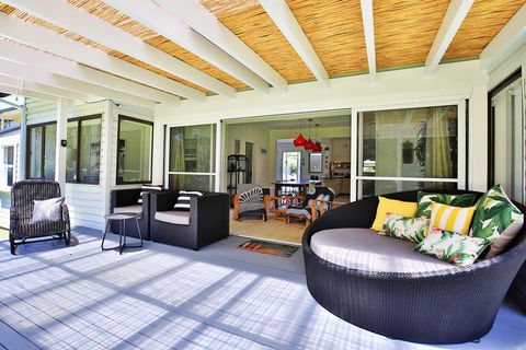 The Endless Summer @ Culburra - Pet Friendly - 2 Mins To Beach - Click Find 0