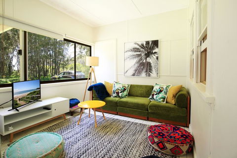 The Endless Summer @ Culburra - Pet Friendly - 2 Mins To Beach - Click Find 1