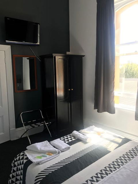 The Federal Boutique Hotel - Click Find 3