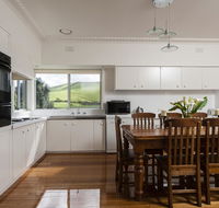 The Farm House - Click Find