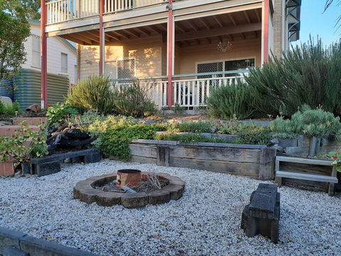 The Friendly Chat Bed And Breakfast - DBD 1