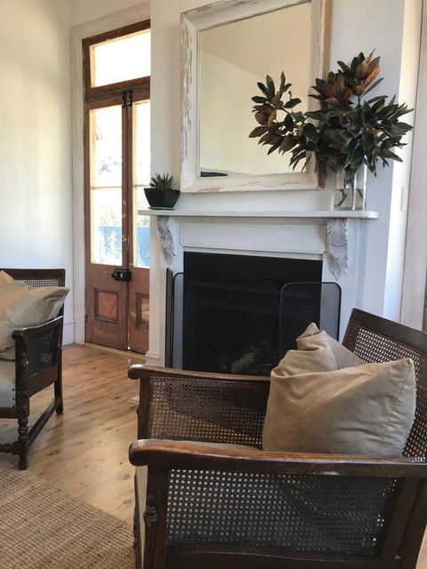 THE GABLES MUDGEE - Bet 4u 3