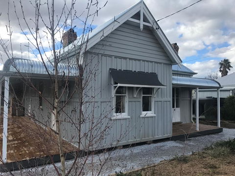 THE GABLES MUDGEE - Lavinia 2