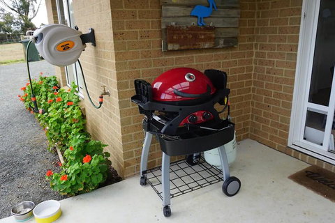 The Friendly Pelican - Local Finder 2