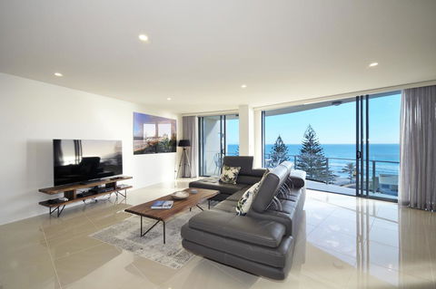 The Garland At Rainbow Bay - Bridge Guide 2