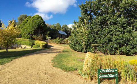 The Garden Cottage At The Olives - Click Find 1