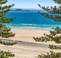 The Garland at Rainbow Bay - Click Find