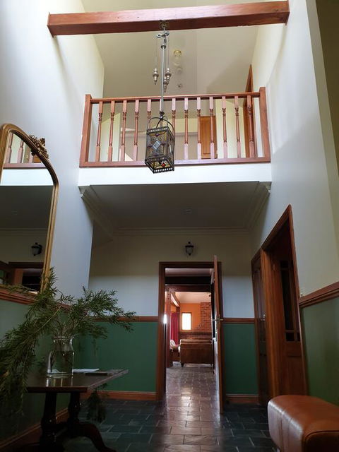 The George Yering - Click Find 3