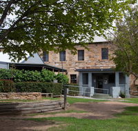 The Globe Hotel Rylstone - Click Find