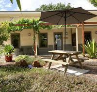 The Grape and Olive at Willunga - Click Find