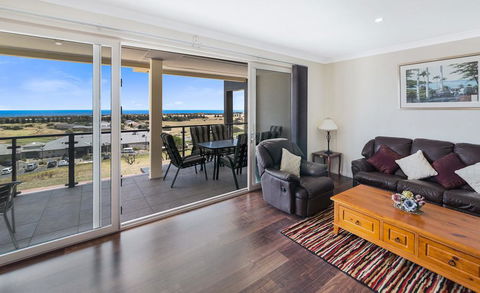 The Haven - 6A Turnberry Drive - DBD 2