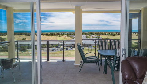 The Haven - 6A Turnberry Drive - DBD 1