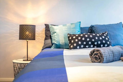The Heart Of Northbridge With Complimentary Parking, Wifi & Netflix - Bet 4u 1