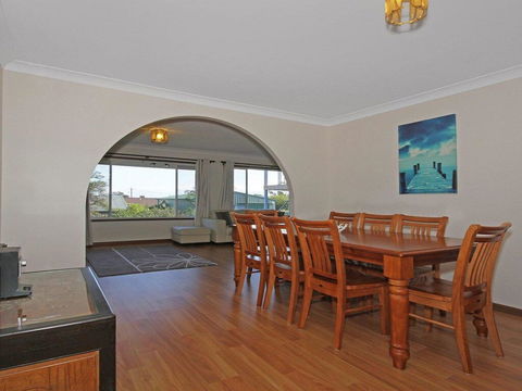 The Heights - Home Style Comforts - Lawyer Find 1