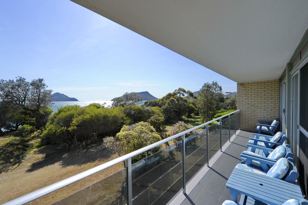 Port Stephens NSW Click Find