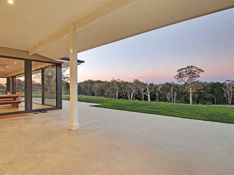 The Junction - Contemporary Meets River Country - Click Find 1