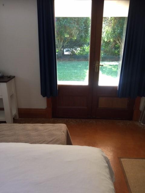 The Lakehouse Manor - Bet 4u 3