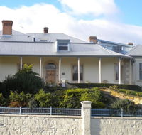 The Lodge on Elizabeth Boutique Hotel - Click Find