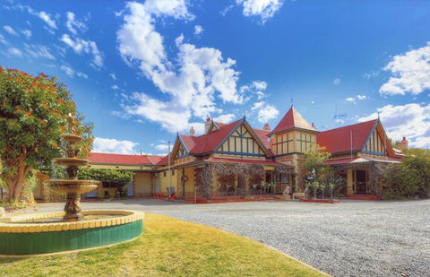 The Lodge Outback Motel - Bet 4u 0