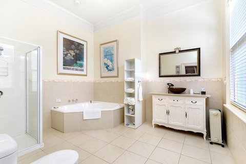 The Madsen Boutique Hotel - Bet 4u 3