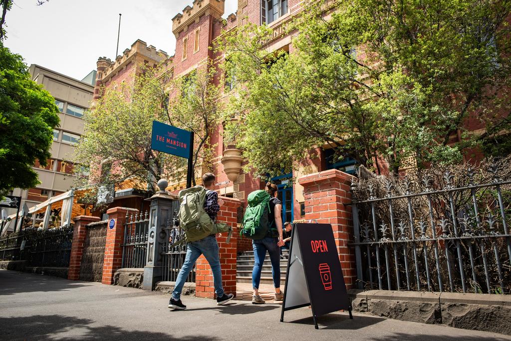 Accommodation East Melbourne VIC Click Find