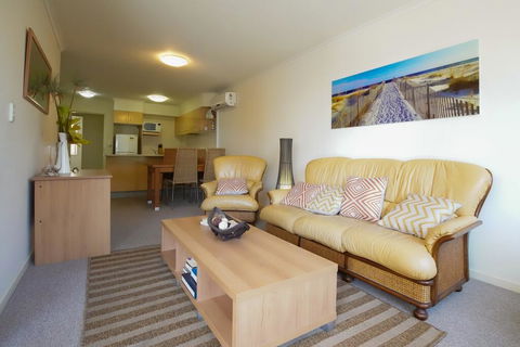 The Marina Unit 310, 2 Little Street, Forster - Bet 4u 1