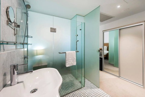 The Nest - Modern Room In Northbridge With Roof Terrace - Bet 4u 3