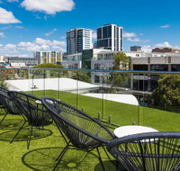 The Nest - Quirky Queen Sized Space with Roof Terrace - Lawyer Find
