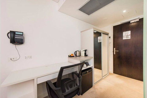 The Nest - Stylish Modern Room With Rooftop Terrace - Bet 4u 1