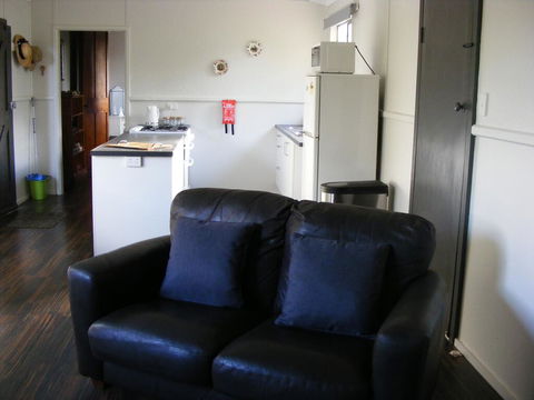 The Old School House BnB - Click Find 1